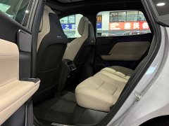 Volvo XC70 Plug-in Hybrid 2026 Two-Wheel Drive Long Range Core - ფოტო 11