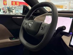 Volvo XC70 Plug-in Hybrid 2026 Two-Wheel Drive Long Range Core - ფოტო 16