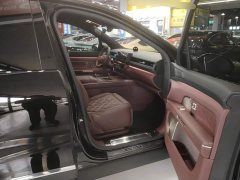 NIO ES8 Five-Seat Executive Luxury Edition - ფოტო 8
