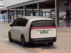 Li Auto Li Xiang MEGA 2024 Ultra - ფოტო 12