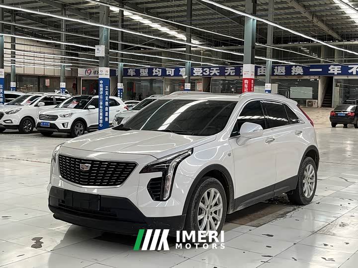 Cadillac XT4 28T FWD Technology