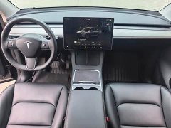 Tesla Model Y Rear-Wheel Drive - ფოტო 9
