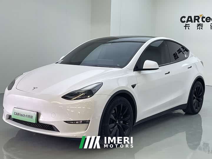 Tesla Model Y Standard Range RWD