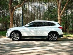 BMW X1 sDrive25Li Premier - ფოტო 3