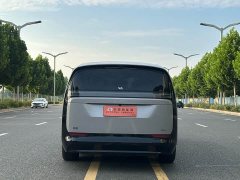 Li Auto Li Xiang MEGA Ultra - ფოტო 5