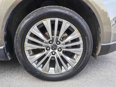 Toyota Harrier 2022 Dual Engine 2.5L CVT Four-Wheel Drive Premier - ფოტო 18