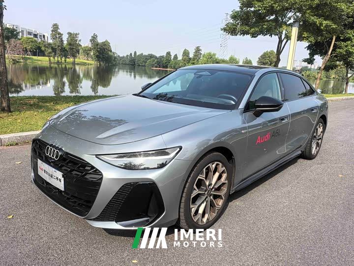 Audi A6L 45 TFSI quattro Premium Dynamic Edition with Luxury Package