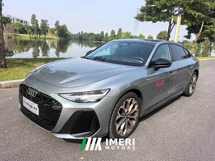 Audi A6L 45 TFSI quattro Premium Dynamic Edition with Luxury Package
