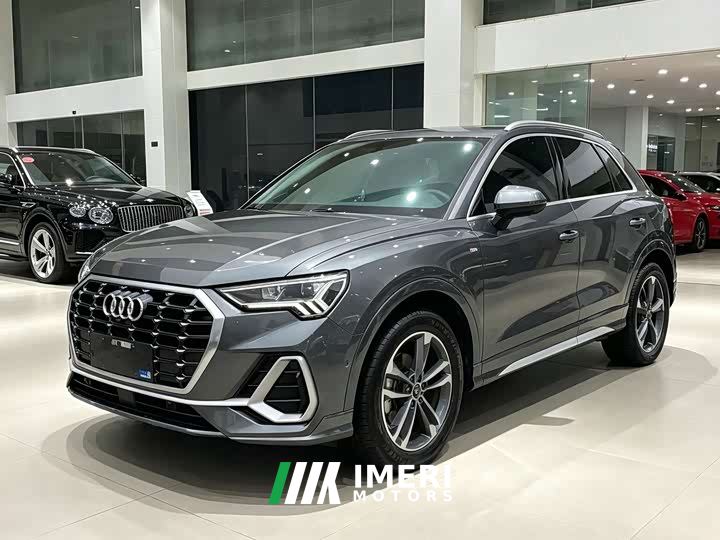 Audi Q3 35 TFSI Fashion Dynamic