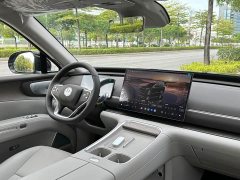 Leapmotor D19 Extended Range 500 Deluxe Edition Six-Seater - ფოტო 7