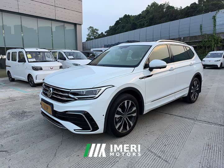 Volkswagen Tiguan L 330TSI Automatic FWD R-Line Comfort Edition