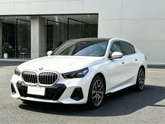 BMW i5 eDrive 40L M Sport Package - ფოტო 1