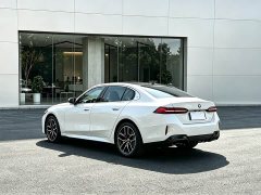 BMW i5 eDrive 40L M Sport Package - ფოტო 13