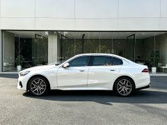 BMW i5 eDrive 40L M Sport Package - ფოტო 5
