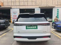 Dongfeng eπ008 636Max Pure Electric 6-Seater - ფოტო 12