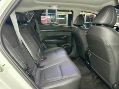 Hyundai Tucson L 1.5T Automatic Two-Wheel Drive DLX Luxury - ფოტო 11