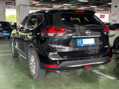 Nissan Qashqai Classic 2.0L FWD Smart Connect Premium Edition - ფოტო 4