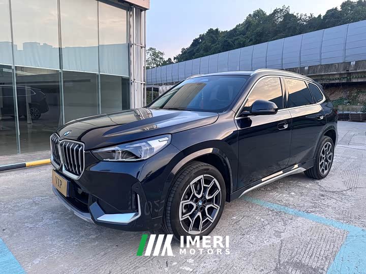 BMW X1 sDrive25Li X Design Package