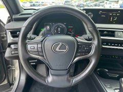 Lexus UX New Energy 2020 300e Pure Joy Edition - ფოტო 14