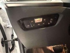 BMW 3 Series 320Li M Sport Package - ფოტო 11