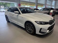 BMW 3 Series 320Li M Sport Package - ფოტო 3