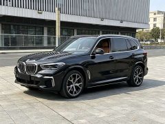 BMW X5 2022 xDrive 40Li M Sport Package - ფოტო 1
