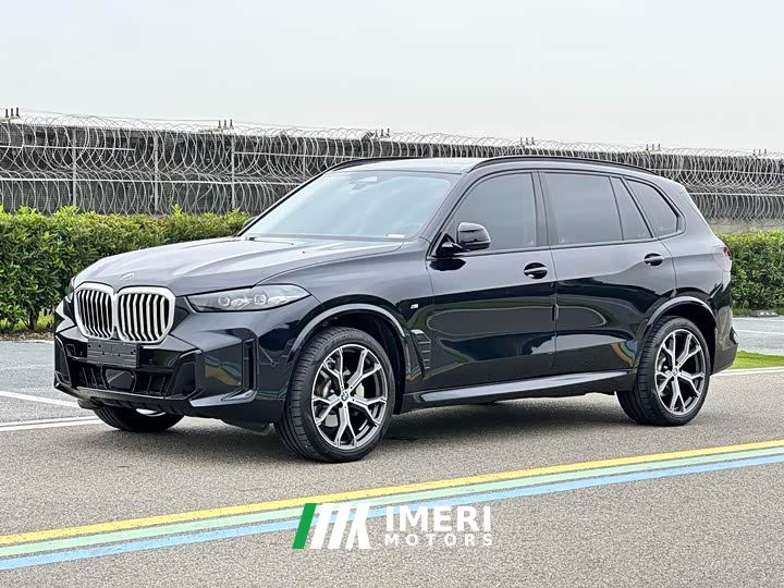 BMW X5 xDrive 30Li M Sport Luxury Night Edition Package