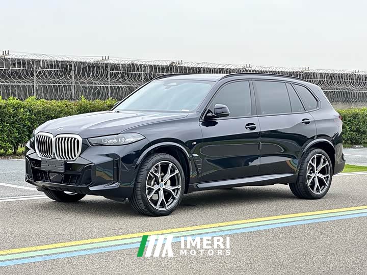 BMW X5 xDrive 30Li M Sport Luxury Night Edition Package