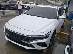 Hyundai Elantra 1.5L CVT GLX Elite - ფოტო 1