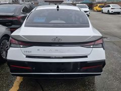 Hyundai Elantra 1.5L CVT GLX Elite - ფოტო 14