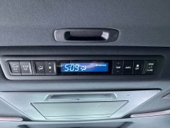 Toyota Vellfire 2021 Crown Hybrid 2.5L HV Premium Edition - ფოტო 14
