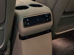 Li Auto i8 2025 Standard Edition - ფოტო 18