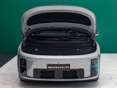 Li Auto i8 2025 Standard Edition - ფოტო 5