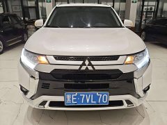 Mitsubishi Outlander 2021 2.0L FWD Radiant Edition 5-Seater - ფოტო 2