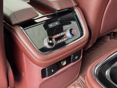 Lincoln Navigator 2020 Presidential Series 3.5T - ფოტო 16