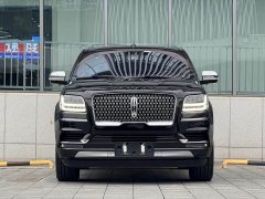 Lincoln Navigator 2020 Presidential Series 3.5T - ფოტო 2