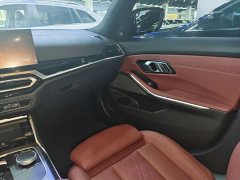 BMW 3 Series 325i M Sport Night Edition Package - ფოტო 12