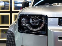 Land Rover Defender Facelift 110 3.0T P400 Dark Edition - ფოტო 8