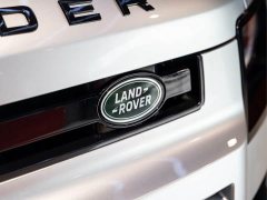 Land Rover Defender Facelift 110 3.0T P400 Dark Edition - ფოტო 9