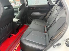 Changan Oushan Z6 Blue Whale 1.5T DCT Smart Edition - ფოტო 11