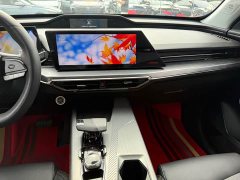 Changan Oushan Z6 Blue Whale 1.5T DCT Smart Edition - ფოტო 9