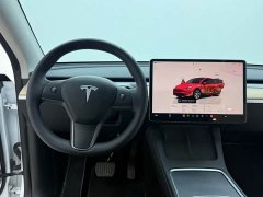 Tesla Model Y Rear-Wheel Drive - ფოტო 11