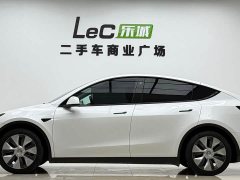 Tesla Model Y Rear-Wheel Drive - ფოტო 15