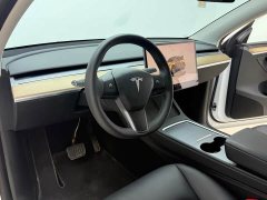 Tesla Model Y Rear-Wheel Drive - ფოტო 5
