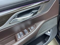 BMW 7 Series 730Li Luxury Package - ფოტო 11