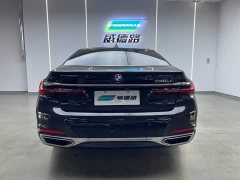BMW 7 Series 730Li Luxury Package - ფოტო 7