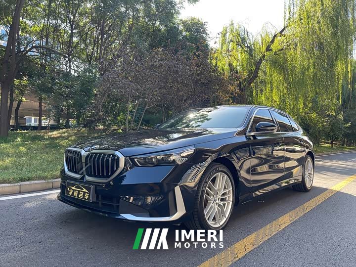 BMW 5 Series 525Li Luxury Package - ავტომობილი ჩინეთიდან