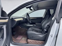 Tesla Model Y Standard Range RWD - ფოტო 7
