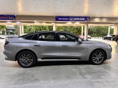 Ford Mondeo 2025 2.0T EcoBoost Luxury - ფოტო 18