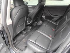 Tesla Model Y Rear-Wheel Drive - ფოტო 4